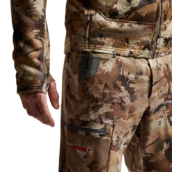 'Sitka' Men's Traverse Pant - Waterfowl : Waterfowl Marsh 10 'Sitka' Men's Traverse Pant - Waterfowl : Waterfowl Marsh -Carhartt Store IMG SITKA WL 2022 600029 WL Traverse Pant Optifade Waterfowl 592p Studio 04008 1024x1024@2x