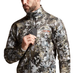 'Sitka' Men's Traverse Jacket - Whitetail : Elevated II -Carhartt Store IMG SITKA WT 2022 600028 EV Traverse Jacket Optifade Elevated II 592p Studio 00215 1024x1024@2x