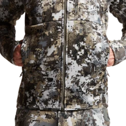 'Sitka' Men's Traverse Jacket - Whitetail : Elevated II -Carhartt Store IMG SITKA WT 2022 600028 EV Traverse Jacket Optifade Elevated II 592p Studio 00221 1024x1024@2x